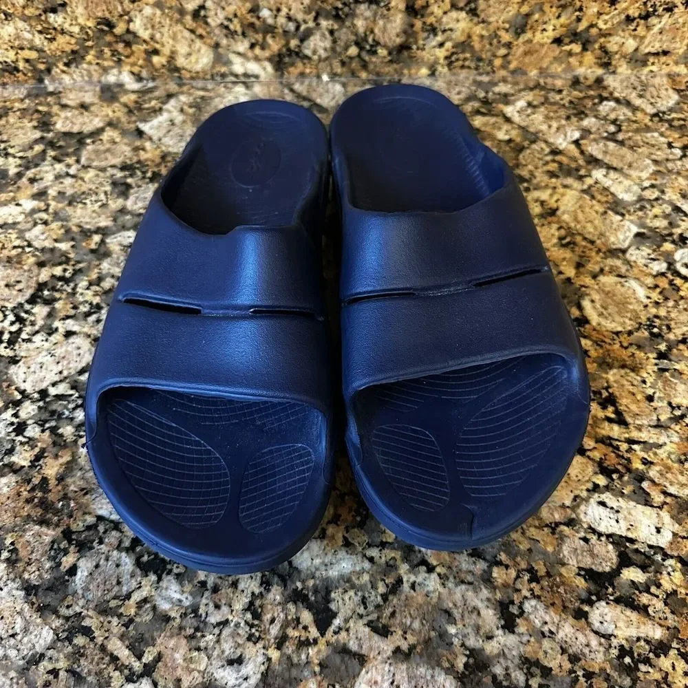 Oofos Sandals Women's 13 Men's 11 EU 44 Ooahh Recovery Slide Navy‎